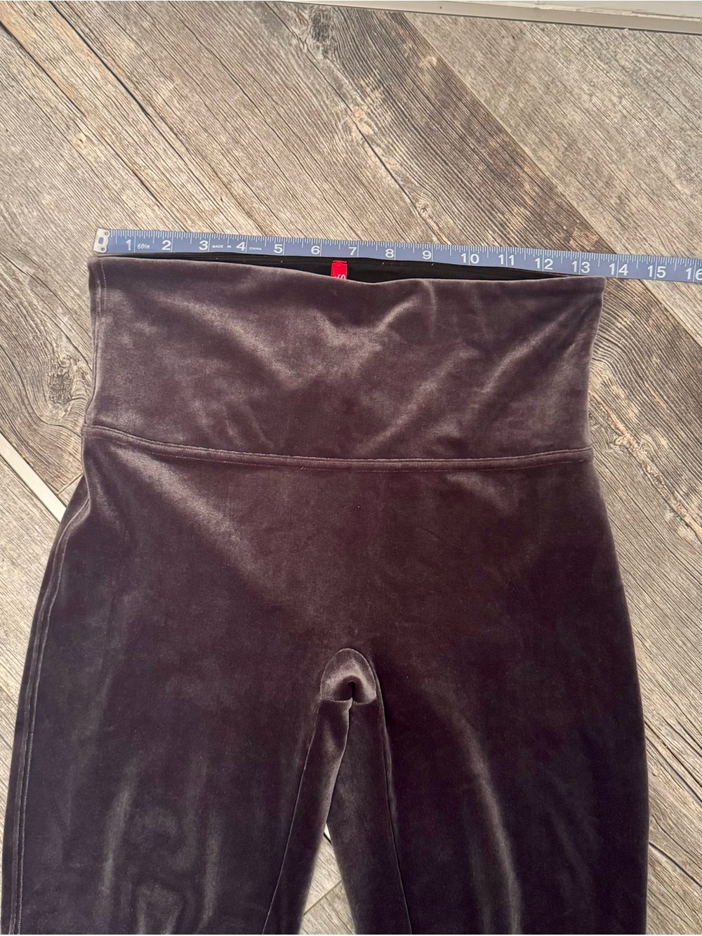 SPANXShape Leggings 4 pcs: 1 Black Faux Leather, 3 Velvet: Black, Gray, Bugundy - Picture 15 of 16
